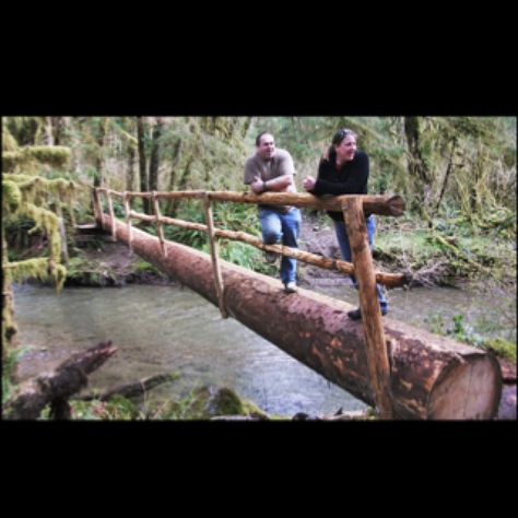 Simple log bridge Log Bridge, Backyard Bridges, Model Railroading, Ponds Backyard, Garden In The Woods, Backyard Projects, Wooden Garden, Model Railway, Cabins In The Woods