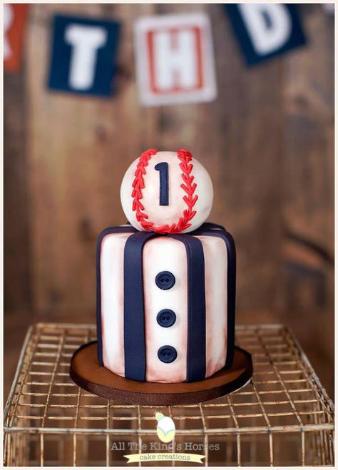 Vintage Baseball Cake Baseball Theme Cakes, Baseball Theme Birthday Party, Baseball Birthday Cakes, Covered Chocolate, Baseball Theme Birthday, Baseball Baby Shower Theme, Baseball First Birthday, Baseball Cake, Baseball Theme Party