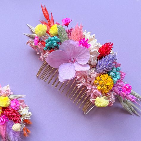 "Part of our best-selling Rainbow Wedding Range, these beautiful rainbow dried flower hair combs are the perfect boho whimsy hair accessory for brides & bridesmaids. This beautifully handcrafted hair accessory is made from our colourful premium-quality dried flowers that are everlasting, eco-friendly and natural. A great choice for any bohemian wedding, whimsical wedding, LGBTQ+ pride wedding, or any bright and colourful wedding theme. DETAILS:  - Made from a variety of colourful premium-quality Rainbow Hair Accessories, Bright Flowers Wedding, Pride Wedding Ideas, Colourful Wedding Theme, Rainbow Wedding Theme, Pride Wedding, Boho Wedding Hair Accessories, Rainbow Bouquet, Floral Hair Comb