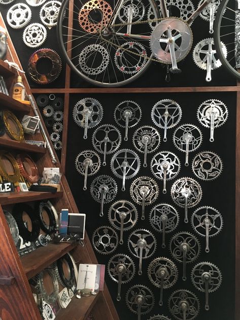 Meet the Maker: Bespoke Chainrings Mamachari Bicycles, Bicycle Hub Parts, Bicycle Chains, Garage Furniture, Meet The Maker, Rivendell Bicycle Works, Tricycle Bike, Bicycle Components, Vintage Chain