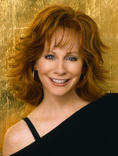 reba mcentire - Google Search Scarlett Pomers, Steve Howey, Country Female Singers, Reba Mcentire, Head Hair, Change Is Good, Great Hair, Hair Dos, Cut And Color