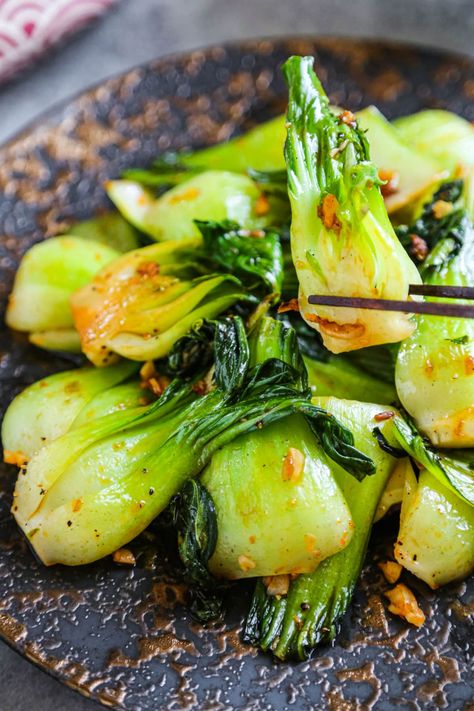 Book Chop Recipes, Bokchoy Stirfry Easy, Bokchoy Sidedish, Bock Choy Recipes, Bak Choy, Fried Greens, Choy Recipes, Hawker Centre, Vegetable Stir Fry Recipe