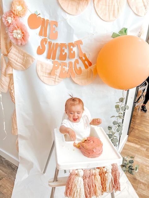 Peaches 1st Birthday Party, Cute One Year Old Birthday Themes, 1st Bday Party Theme, 1 St Birthday Themes Girl, One Sweet Peach Backdrop, One Sweet Peach Birthday Food, Summer 1st Birthday Theme, Girl 1st Birthday Party Themes, One Peach Birthday