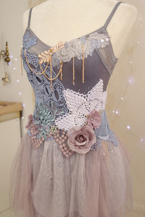 Go to my etsy shop to find your dream dress ✨ Y2k Fairy Dress, Enchanted Dresses, Faerie Fashion, Textiles Gcse, Dress With Crystals, Descendants Dr, Lace Projects, Bohemian Beach Wedding Dress, Bohemian Beach Wedding