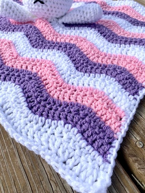 Bear Ripple Baby Lovey - Free Crochet Pattern - OkieGirlBling'n'Things Pink And Purple Crochet Blanket, Crochet Wave Pattern, Easy Crochet Baby Blanket Free Pattern, Ripple Stitch Crochet, Crochet Ripple Baby Blanket, Crochet Ripple Afghan Pattern, Chevron Crochet Blanket Pattern, Tops A Crochet, Crochet Ripple Afghan