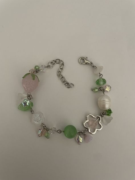 -handmade  -fragile  -price is firm -stainless steel Strawberry Bracelet, Spider Necklace, Green Beaded Bracelets, Diy Jewelry Unique, Magical Jewelry, Jewelry Accessories Ideas, Dope Jewelry, Kandy, Bracelet Ideas