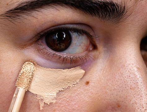 A Makeup Artist Shares The Flattering Concealer Hack That Can Make You Appear Decades Younger Applying Concealer Under Eyes, Concealer Tips, Concealer Tricks, Real Makeup, Apply Concealer, Using Concealer, Face Contouring Makeup, Contouring Makeup, Light Concealer