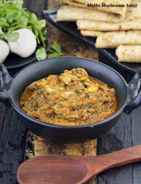 Methi Mushroom Sabzi, Veg Mushroom Semi- Dry Curry recipe Indian Fruit Salad Recipe, Health Salad, Dry Curry, Vegetarian Side Dishes, Veggie Delight, Indian Curry, Latest Recipe, Indian Recipes, Vegetarian Diet