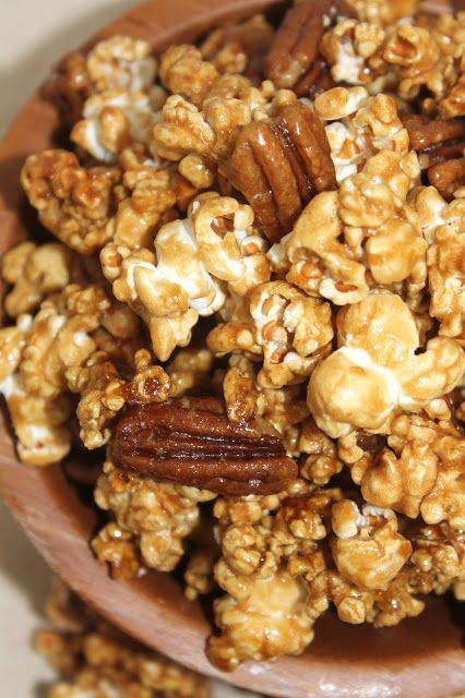 Savory Moments: Maple pecan popcorn Caramel Corn With Nuts Recipe, Maple Syrup Popcorn Recipe, Caramel Pecan Popcorn Recipe, Carmel Popcorn Recipe Without Corn Syrup, Maple Puff Corn, Carmel Corn With Maple Syrup, Snacks With Popcorn, Carmel Popcorn Recipes, Caramel Popcorn Recipe No Corn Syrup