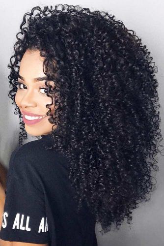 Long Curly Hair picture2 Long Curly Black Hair, Perm Curls, Hairstyles Trendy, Black Curly Hair, Curly Girl Hairstyles, Curly Hair Inspiration, Curly Hair With Bangs, Permed Hairstyles, Long Curly Hair