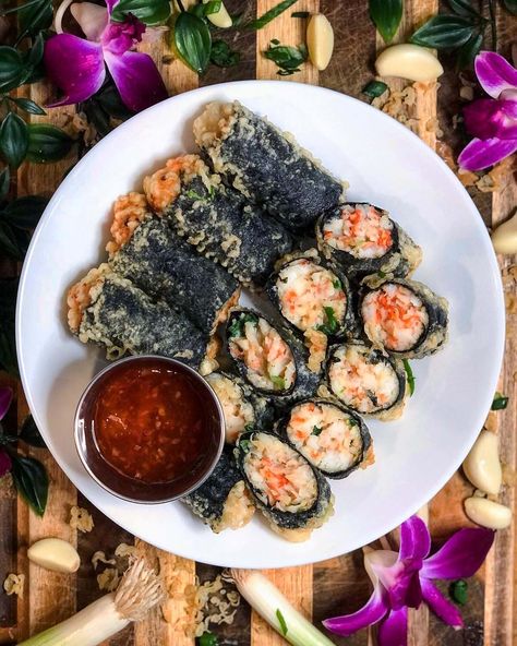 Recipes | Tempura Shrimp Roll — Pete Eats Tempura Flour, Tempura Shrimp, Seaweed Rolls, Shrimp Roll, Tempura Recipe, Seaweed Wrap, Holiday Friends, Shrimp Rolls, Tempura Batter