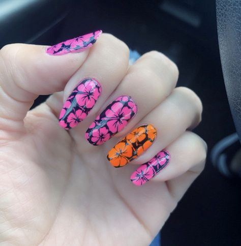 Neon Tropical Flower nails Neon Flower Nail Designs, Bright Nail Ideas Neon, Nail Ideas Neon, Black Nails With Colorful Flowers, Neon Green Nails With Flowers, Black Nails With Bright Flowers, Bright Nail Ideas, Bright Pink Floral Nails, Blossom Nail Art