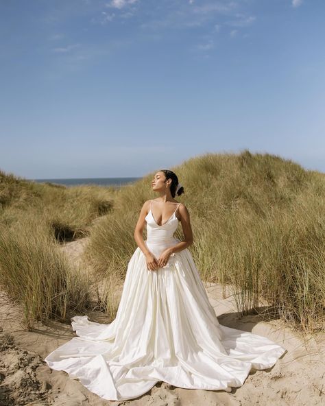 running around on the beach with your partner is amazing. running around on the beach with your partner after you elope in one of the most beautiful places is a dream. 🕊️ one that I can help you achieve. 🫶🏼 • Oregon elopement | Oregon coast elopement | destination elopement photographer | destination photographer | wedding photographer | St. Louis wedding photographer | coastal portrait photographer | coastal weddings | coastal elopements Coastal Weddings, Elopement Oregon, Oregon Coast Elopement, Coast Elopement, Wood Photography, Oregon Elopement, St Louis Wedding, Coastal Wedding, Destination Elopement