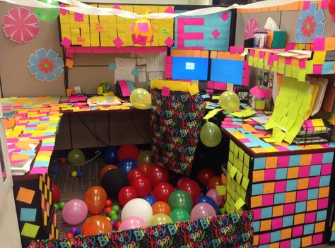 Cubicle Birthday Decorations, Office Birthday Decorations, Coworker Birthday, Senior Things, Coworkers Birthday, Office Birthday, Birthday Decoration, Birthday Messages, Birthday Celebrations