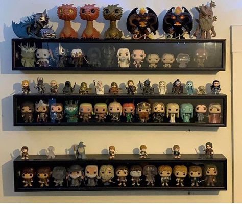 Lord Of The Rings Funko Pop, Lord Of The Rings Room, Funko Display Ideas, Funko Pop Display Ideas, Rings Display, Geek Room, Funko Pop Display, Figurine Display, I Love The Lord