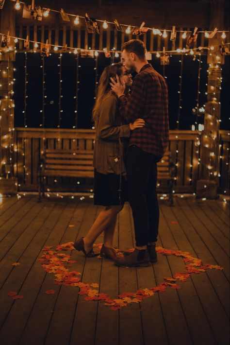 Golden Hour Proposal, Fall Engagement Ideas Proposal, Halloween Proposal Ideas Engagement, Fall Proposal Pictures, Gazebo Engagement Ideas, Engagement Ideas Proposal At Home, Proposal Ideas Western, Engagement Proposal Ideas At Home, Backyard Proposal Ideas Simple