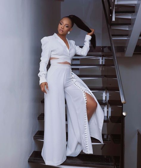 Black Women All White Outfit, Womens All White Outfits, All White Pants Outfit Classy, Graduation Wear, Glamorous Fitted White Pants, White Vacation Outfit, Chic White One-piece For Party, Elegant White Wide-leg Pants, All White Outfit Black Women