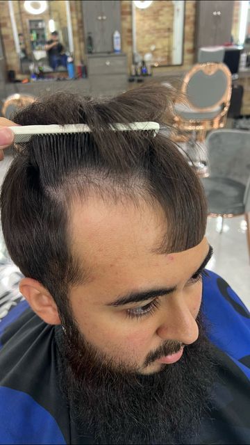 Chicago Barber•Emilio on Instagram: "line up placement is key to this hair cut if it’s too high or too low its gonna look off I have to find that perfect medium so the line up looks best on my client specially since he is receding if I go to high this forehead is goona look big if I go to low it’s gonna look like I didn’t nothing 👇 Booking Link In Bio 📕📆 • • • #shortyblends #elginbarber #illinoisbarber #thebarberhustle #localbarber #barberstrong #whocuts #youngbarber #calibarbers #calibarb Hair Line, Flo Rida, Beard Styles, Big Hair, Hair Cut, Hair Videos, Barber Shop, The Line, Link In Bio