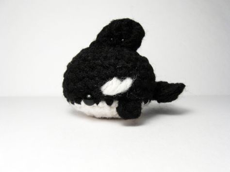 Orca Whale Crochet Pattern, Crochet Orca Pattern, Crochet Orca Whale Free Pattern, Crochet Orca Free Pattern, Crochet Orca, Seal Crochet, Whale Crochet, Small Amigurumi, Amigurumi Shark