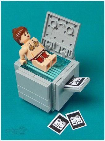 Lego Office, Lego Humor, Lego Girls, Lego Minifigs, Lego Man, Custom Lego, Lego Art, Stephen Hawking, Lego Duplo