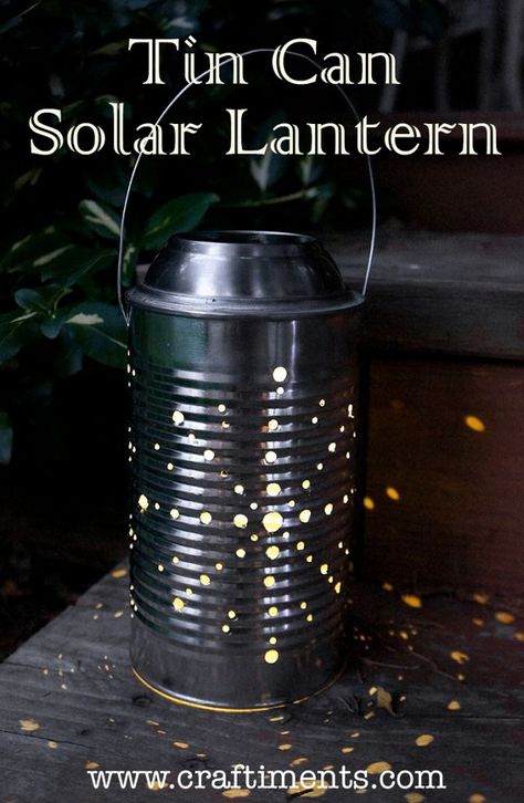 Tin Can Solar Lantern Tutorial  this would be great around holiday time to light the porch and or sidewalk! Recycler Diy, Solaire Diy, Can Lanterns, Lanterns Outdoor, Tin Can Lanterns, Solar Light Crafts, Solar Lights Diy, Recycled Tin Cans, Diy Outdoor Lighting