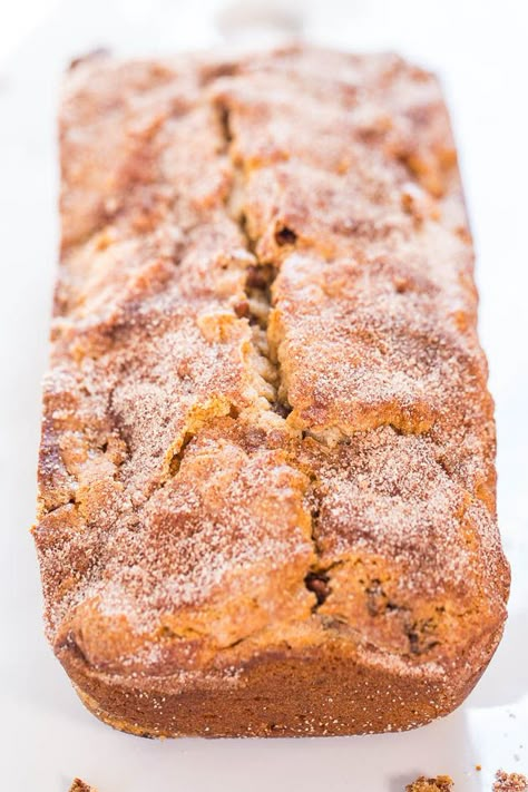 Snickerdoodle Bread - Bread that tastes like snickerdoodle cookies!! Loaded with cinnamon chips and a cinnamon-sugar crust! Single Banana Bread Recipe, One Banana Banana Bread, Snickerdoodle Bread, Ramadan Food, Baked Desserts, Dessert Board, Averie Cooks, Homemade Breads, Healthy Bars