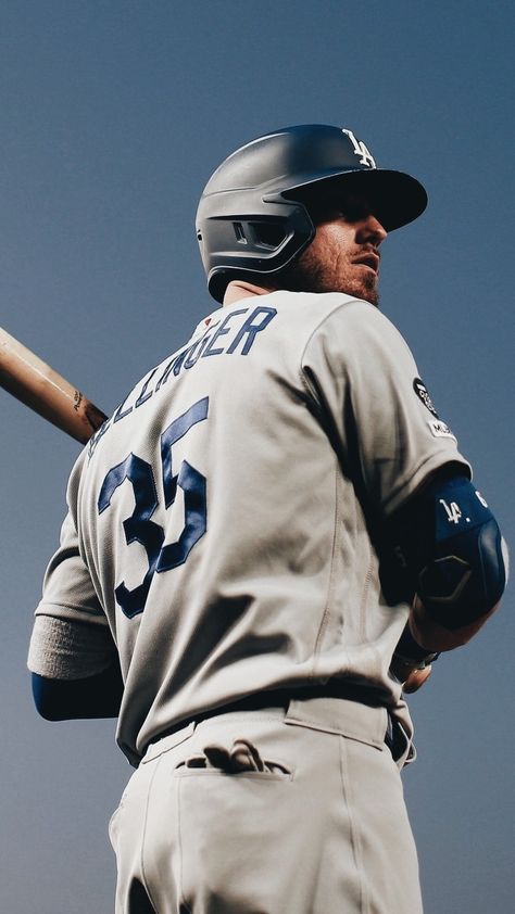 Bellinger Dodgers, Baseball Wallpaper, Mlb Wallpaper, Dodgers Girl, Baseball Photography, Cody Bellinger, Baseball Guys, Mookie Betts, Baseball Pictures