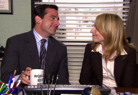 Holly Flax, Islands In The Stream, Office Icon, The Office Show, Office Memes, Steve Carell, Dunder Mifflin, Michael Scott, Classic Series