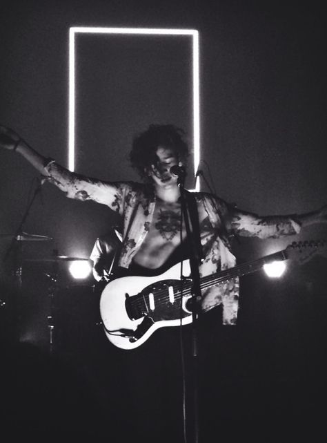 The 1975 Tumblr, The 1975 Me, Matthew Healy, George Daniel, Matt Healy, Matty Healy, British Rock, Lyrics Aesthetic, The 1975