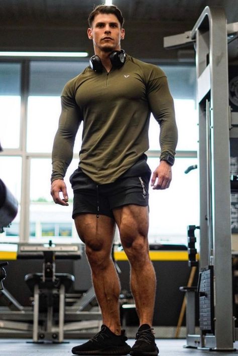 Gymoutfit Workout Outfits Men, Men’s Gym Fashion, Athletic Outfits Men Gym, Men Workout Outfits, Gym Outfit Men Style, Mens Fitness Apparel, Gym Men Clothes, Mens Sportswear Fashion, Mens Gym Outfits