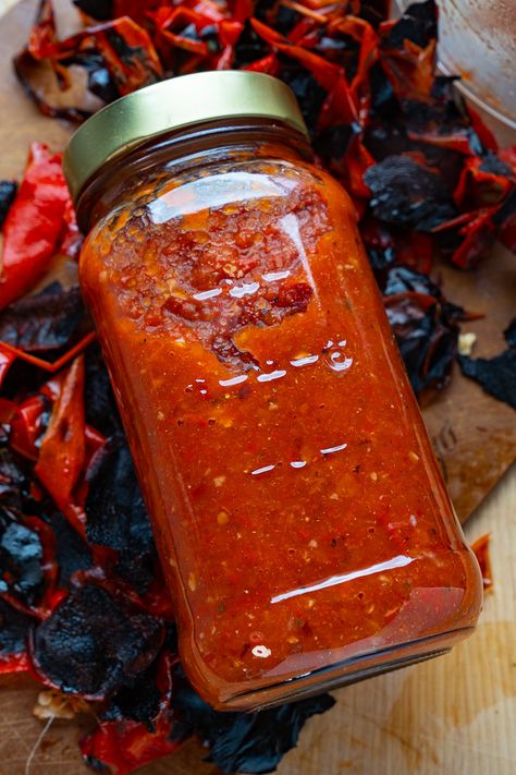 Roasted Red Pepper Sauce Pepper Sauce Pasta, Red Pepper Sauce Recipe, Sauces For Pasta, Lowcarb Meals, Red Pepper Pasta Sauce, Red Pepper Recipes, Pepper Sauce Recipe, Roasted Pepper Sauce, Easy Pasta Sauce