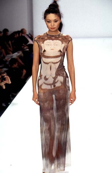 Aquarius Season, Vivienne Tam, 90s 2000s, It Girl, Style Board, High Fashion, My Girl, Two Piece Pant Set, Latest Fashion