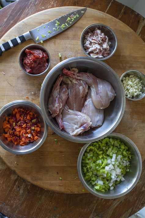 Rabbit Ragu Recipe, Rabbit Ragu, Noodles Video, Pappardelle Recipe, Rabbit Recipe, Ragu Sauce, Ragu Recipe, Herbs De Provence, Chopped Carrots