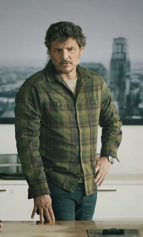 Pedro Pascal Icons, Joel Miller Icon, Joel Miller, Matthew Gray Gubler, Hbo Series, Father Figure, Cinematic Photography, Pedro Pascal, Last Of Us