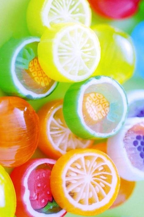 candy Fruit Slices, Japanese Candy, Sugar Candy, Fruit Jelly, Taste The Rainbow, Best Candy, Julia Child, Japanese Sweets, Colorful Candy