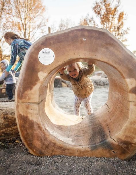 Natural Playgrounds, Toddler Playground, Landscape Construction, Natural Playground, Play Together, Outdoor Classroom, Play Spaces, Training And Development, Nature Play