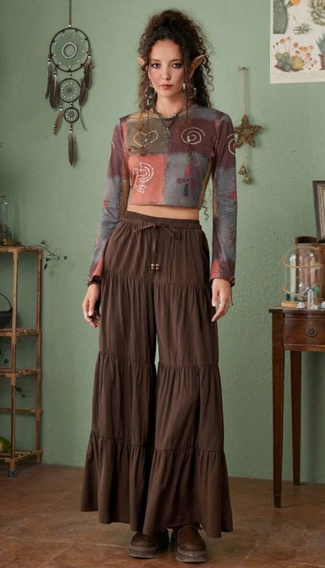 Fairycore Pants Outfit, Witch Outfit Pants, Forest Witch Outfit, Faerie Grunge, Hippie Boho Outfits, Fairy Grunge Outfit, Elf Aesthetic, Fairycore Outfit, Witch Comic