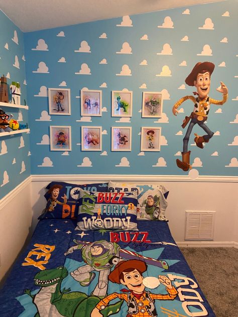 Toy Story Toddler Room, Toy Story Room Ideas For Boys, Toddler Boy Room Themes, Toy Story Bedroom, Toy Story Nursery, Toy Story Room, Boy Room Themes, Dj Room, Disney Bedrooms