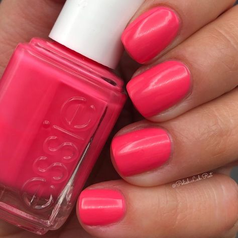 [Strike A Rose] - @essie Summer 2019 Collection. Shown here in 2 easy coats. This is one of the best formulas in this collection. It’s… Pretty Nail Colors, Summer 2019, A Rose, Essie, Pretty Nails, Cute Nails, Nail Inspo, Nail Colors, Nail Polish