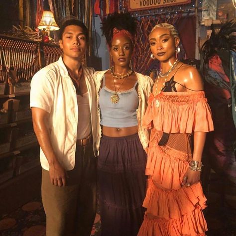 Tati Gabrielle, Chance Perdomo, Sabrina Spellman Style, Sabrina Cast, Sabrina Witch, Weird Sisters, Chilling Adventures Of Sabrina, Sabrina Spellman, Afro Punk