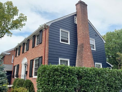 Red Brick Navy Siding, Brick House With Blue Siding, Anchors Aweigh Sherwin Williams, Navy Exterior Paint, Navy Blue House Exterior, Blue Facade, Navy Blue Houses, Navy Exterior, Red Brick Exteriors