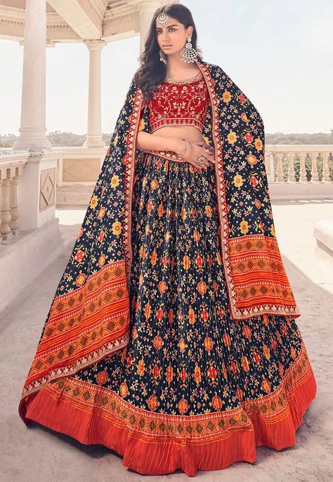 Patoda Chaniya Choli, Patola Lehenga, Navy Blue Lehenga, Patola Print, Heavy Lehenga, Print Lehenga, Blouse Lehenga, Saree Bollywood, Indian Lehenga Choli