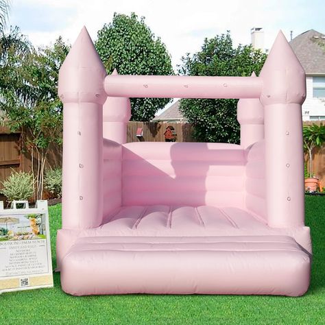 Pink Bounce House, Princess Theme Cake, Barbie Pool Party, House Castle, Barbie Theme Party, Party Inflatables, Birthday Party Photography, Inflatable Bounce House, Bouncy House