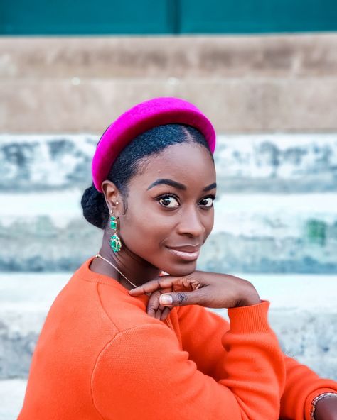 I love finding fun ways to use hair  accessories like this padded headband with my natural hair. This headband is definitely a statement piece hair accessory and will make heads turn! 4c hairstyles #4chairstyles Padded Headband Hairstyles, Hair Accessories For Black Women, Headband Hairstyles Black Women, Headband Natural Hair, Hairstyles With Headbands, Natural Hair Headbands, Black Brides Hairstyles, Flat Twist Updo, Locs Styles