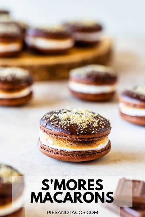 S'mores Macarons, S’mores Macarons, Decorated Macaroons, Fancy Smores, Cookies Smores, Macaron Shop, Pies And Tacos, Dessert Flavors, Macaron Ideas