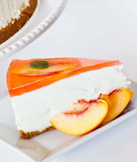 Peach Mousse Cake - Tatyanas Everyday Food Peach Mousse, Peach Jello, Mousse Cake Recipe, Cake Recipes At Home, Baked Peach, Cake Video, Jello Desserts, Peach Cake, Peach Recipe