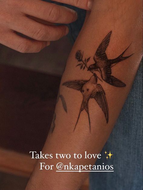 Love Birds Tattoo, Lovebird Tattoo, Songbird Tattoo, Bird Tattoo Sleeves, Small Bird Tattoos, Tattoo 2023, Inner Arm Tattoo, Bird Tattoos, Swallow Tattoo