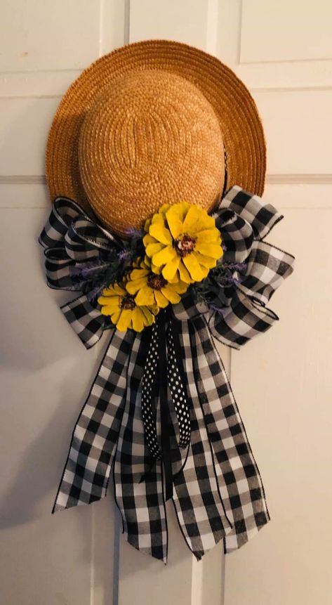 Straw Hat Wreaths Front Doors, Straw Hat Wreath, Gold Mums Homecoming, Straw Hat Crafts, Sunflower Wreath Diy, Pine Cone Flower Wreath, Sunflower Crafts, Easter Flower Arrangements, Fall Decor Wreaths