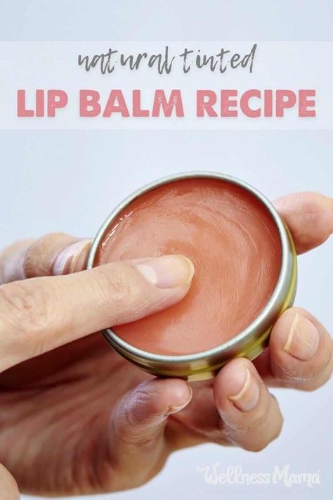 Natural Tinted Lip Balm Recipe  This natural homemade lip balm recipe is easy to make & uses completely natural ingredients. Try this DIY recipe for an alternative to commercial lip gloss. Tinted Lip Balm Recipe, Homemade Lip Balm Recipe, Lip Balm Recipe, Diy Lip Balm Recipes, Balm Recipe, Lip Scrub Homemade, Lip Scrub Diy, Wellness Mama, Lip Balm Recipes