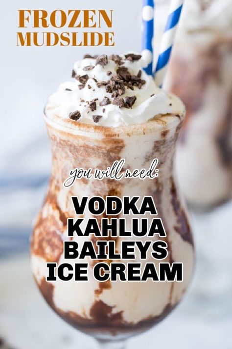 Frozen Alcoholic Drinks Recipes, Mudslide Drink, Baileys Ice Cream, Kahlua Coffee, Frozen Drinks Alcohol, Baileys Recipes, Ice Cream Drinks, Cocktail Drinks Alcoholic, Mudslide